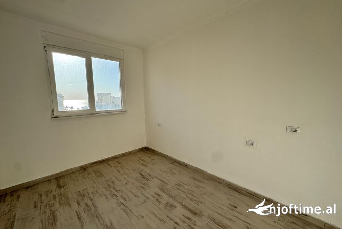 Shtepi ne shitje Apartament ne Lezhe, 2+1, Mobilimi Bosh, pa mobiluar, Pagesa 94,000  Euro.