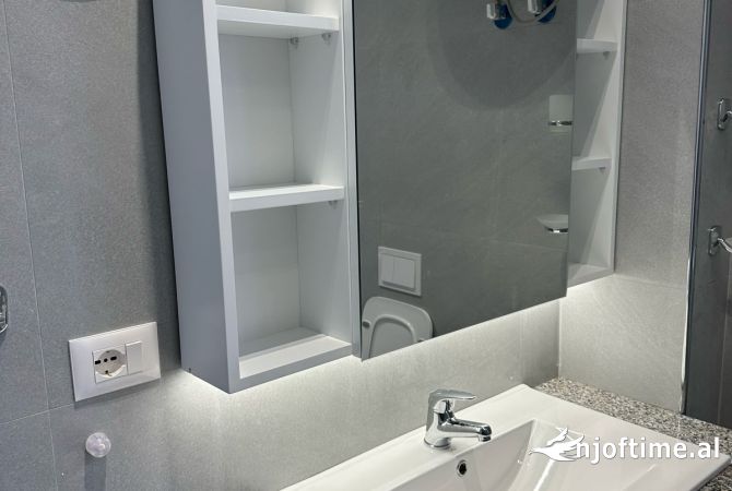 Shtepi me qera Apartament ne Tirane, 2+1, Mobilimi E mobiluar, Pagesa 60,000  Leke.