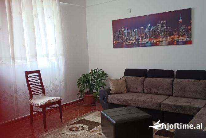 Shtepi me qera 1+1 ne Tirane - 35,000 Leke