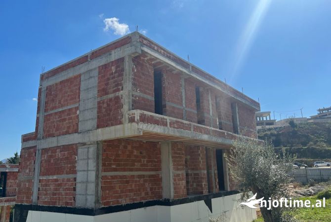 Shtepi ne shitje Apartament ne Tirane, 4+1, Mobilimi Bosh, pa mobiluar, Pagesa 850,000  Euro.