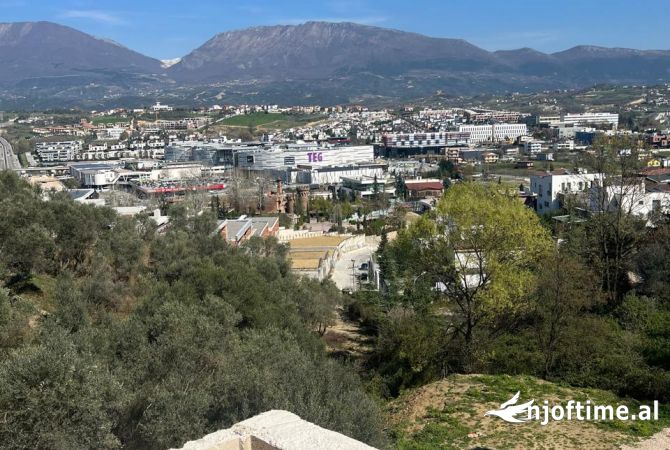 Shtepi ne shitje 4+1 ne Tirane - 850,000 Euro