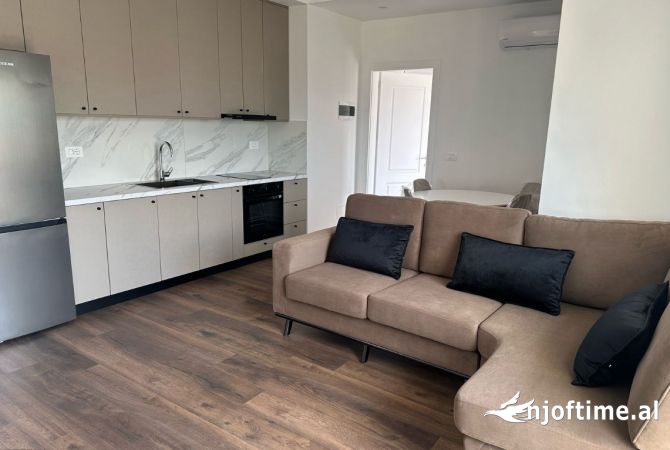 Shtepi me qera 1+1 ne Tirane - 400 Euro