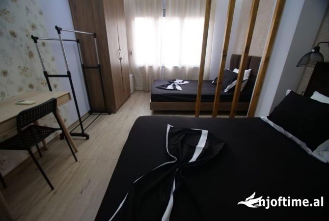 Shtepi me qera Apartament ne Tirane, 1+1, Mobilimi E mobiluar, Pagesa 550  Euro.