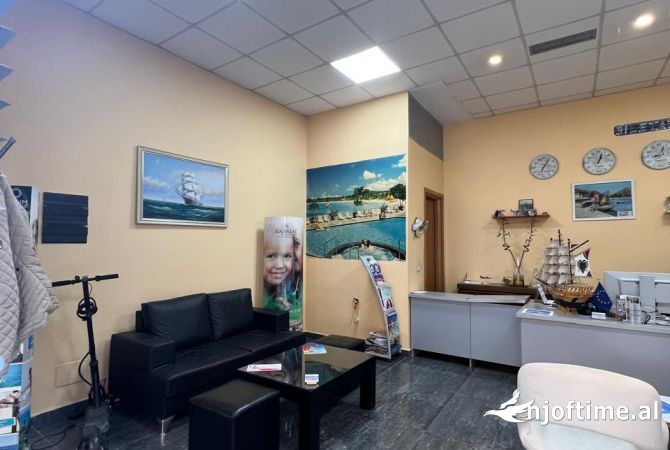 Ambient biznesi ne shitje 3+1 ne Tirane - 6,500 Euro