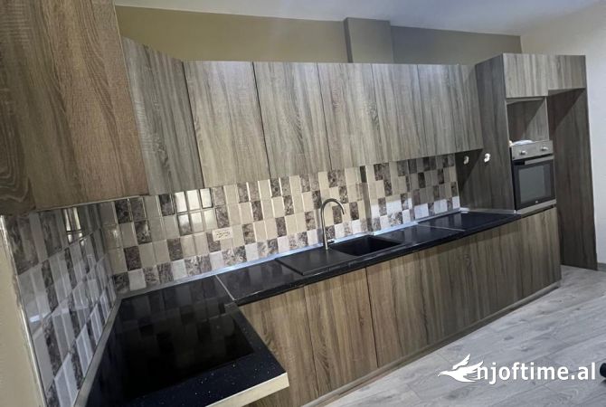 Shtepi ne shitje 2+1 ne Tirane - 141,000 Euro