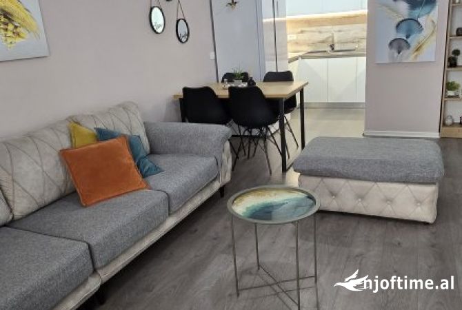 Shtepi me qera 1+1 ne Tirane - 55,000 Leke