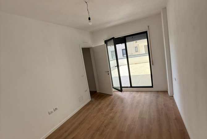 Shtepi ne shitje 1+1 ne Tirane - 195,000 Euro