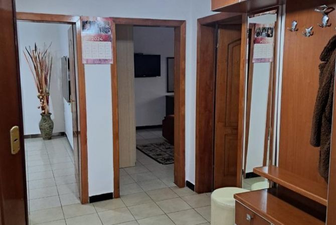 Shtepi me qera 2+1 ne Tirane - 500 Euro