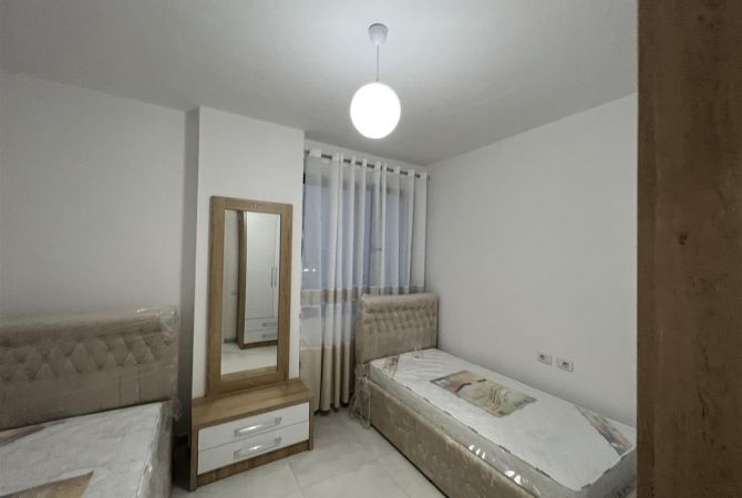 Shtepi me qera 2+1 ne Tirane - 400 Euro
