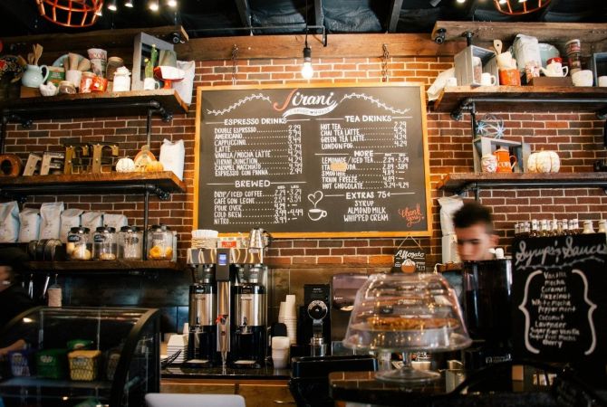 Ambient biznesi ne shitje 2+1 ne Tirane - 30,000 Euro