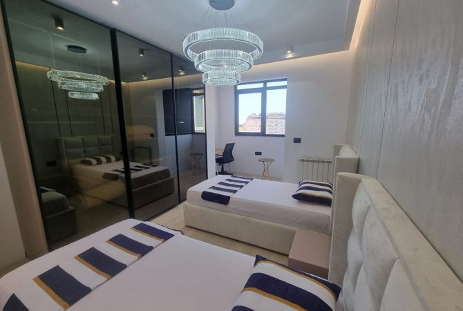 Shtepi me qera 2+1 ne Tirane - 1,800 Euro