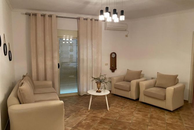 House for Rent 1+1 in Tirana - 35,000 Leke