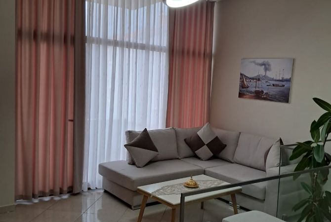 Shtepi me qera 2+1 ne Tirane - 500 Euro