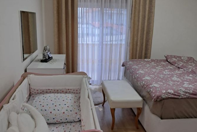 Shtepi me qera Shtepi Private ne Tirane, 2+1, Mobilimi E mobiluar, Pagesa 500  Euro.