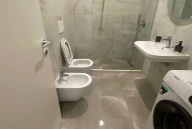 Shtepi ne shitje 1+1 ne Tirane - 70,000 Euro