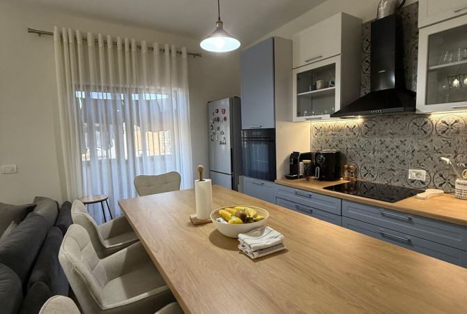 Shtepi ne shitje 1+1 ne Tirane - 110,000 Euro