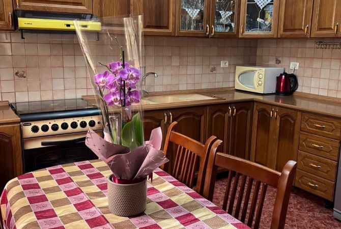 Shtepi me qera 2+1 ne Tirane - 500 Euro