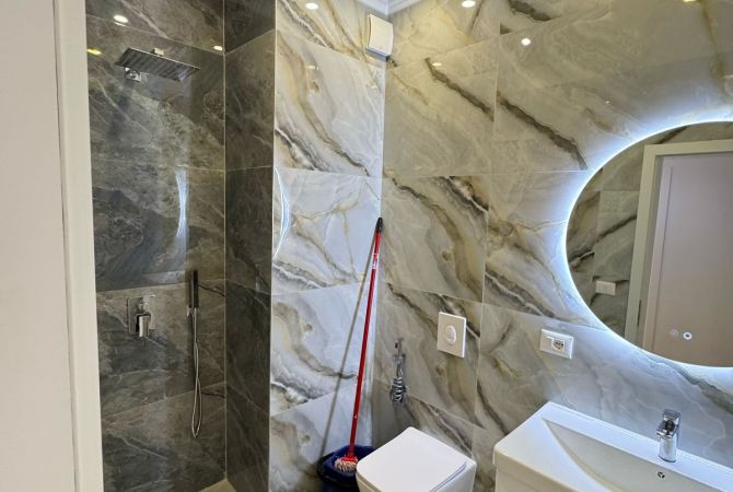 Shtepi ne shitje Apartament ne Tirane, 1+1, Mobilimi Bosh, pa mobiluar, Pagesa 93,000  Euro.