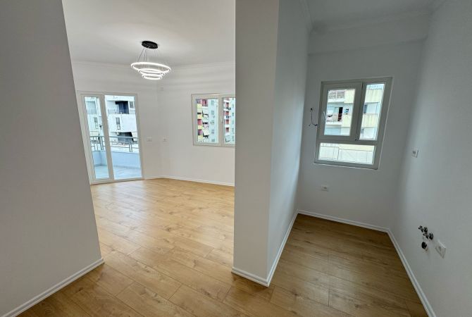 Shtepi ne shitje 1+1 ne Tirane - 93,000 Euro