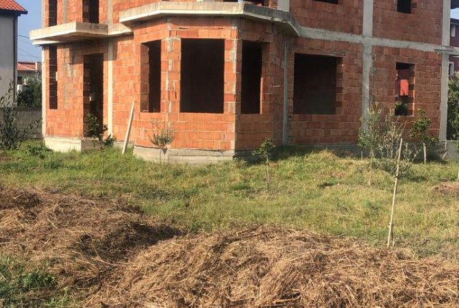 Shtepi ne shitje 2+1 ne Durres - 145,000 Euro
