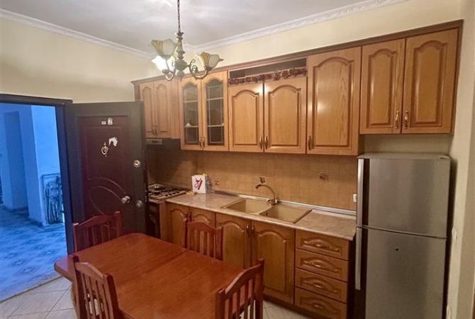 Shtepi ne shitje 1+1 ne Tirane - 79,000 Euro