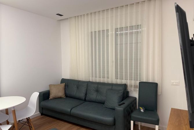 Shtepi me qera 1+1 ne Tirane - 65,000 Leke