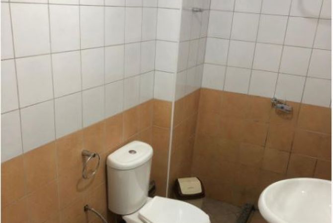 Shtepi me qera 1+1 ne Tirane - 40,000 Leke