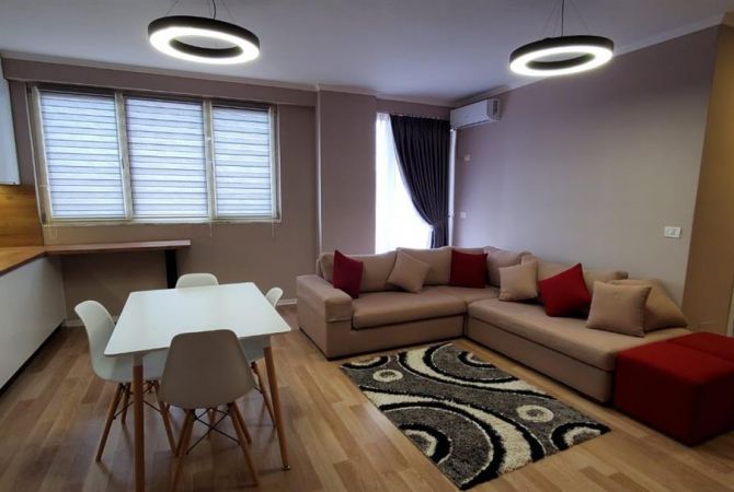 Shtepi ne shitje 2+1 ne Tirane - 110,000 Euro
