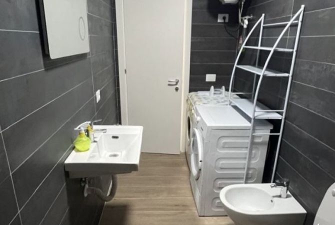 Casa in affitto 1+1 a Tirana - 50,000 Leke