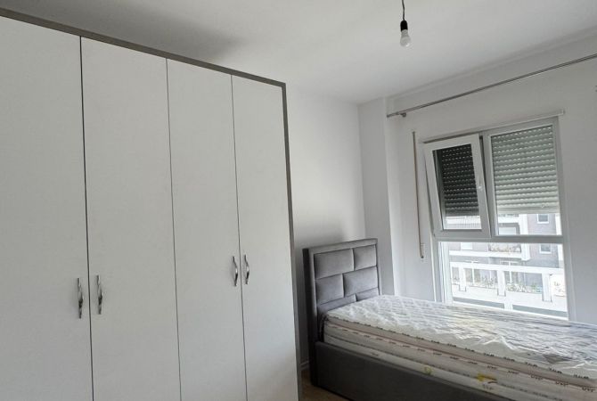 Shtepi me qera Apartament ne Tirane, 2+1, Mobilimi E mobiluar, Pagesa 500  Euro.