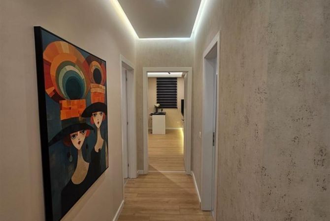 Shtepi ne shitje 2+1 ne Tirane - 265,000 Euro