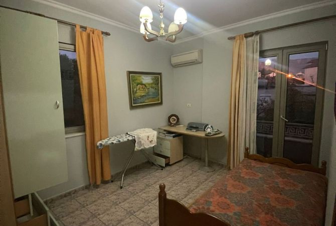 Shtepi me qera 3+1 ne Tirane - 800 Euro
