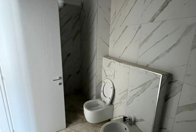 Apartment for sale in Tirana 2+1, Emty