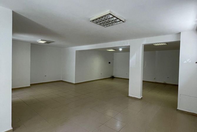 Ambjent biznesi ne shitje 1+1 ne Tirane - 120,000 Euro