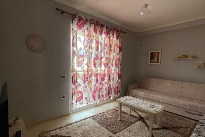 Shtepi me qera 1+1 ne Tirane - 450 Euro