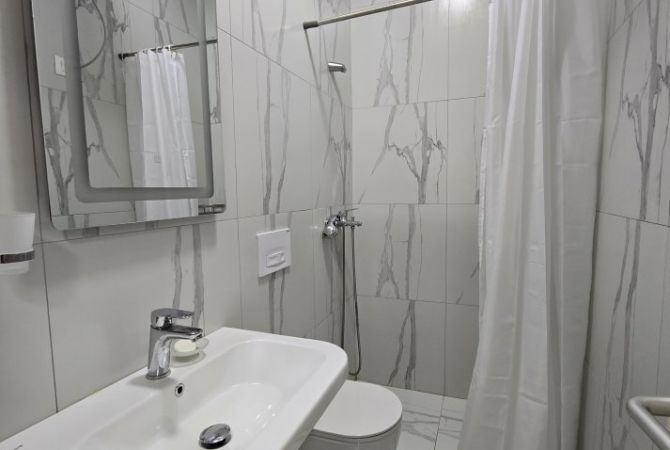 Shtepi me qera Apartament ne Tirane, 1+1, Mobilimi E mobiluar, Pagesa 28,000  Leke.