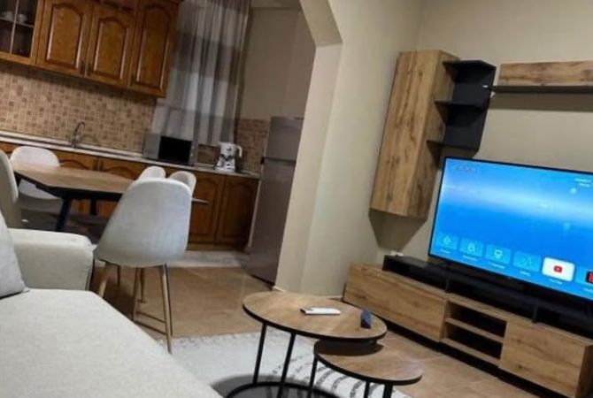 Shtepi me qera 2+1 ne Tirane - 550 Euro