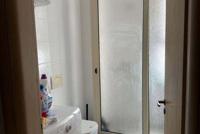 Shtepi ne shitje Apartament ne Kavaje, 1+1, Mobilimi Bosh, pa mobiluar, Pagesa 124,000  Euro.