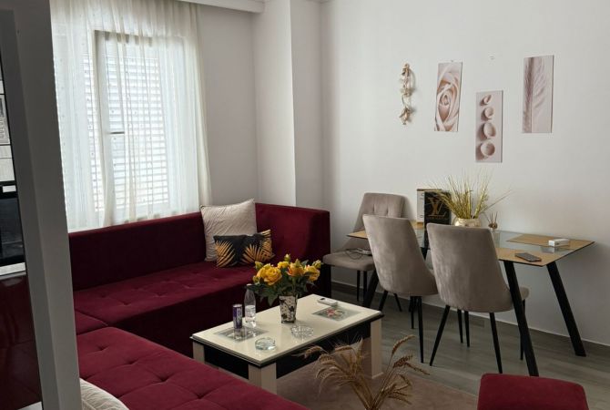 Shtepi ne shitje Apartament ne Kavaje, 1+1, Mobilimi Bosh, pa mobiluar, Pagesa 124,000  Euro.