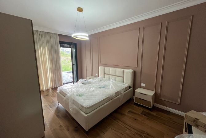 Shtepi me qera Apartament ne Tirane, 2+1, Mobilimi E mobiluar, Pagesa 1,200  Euro.