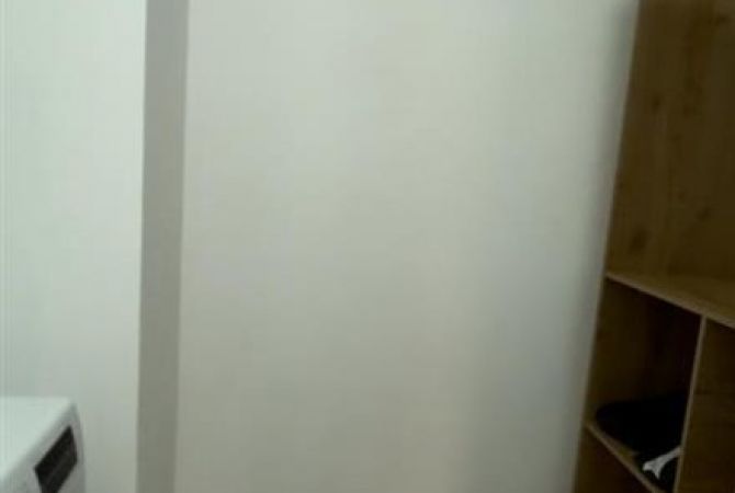 Shtepi me qera Apartament ne Tirane, 2+1, Mobilimi E mobiluar, Pagesa 450  Euro.