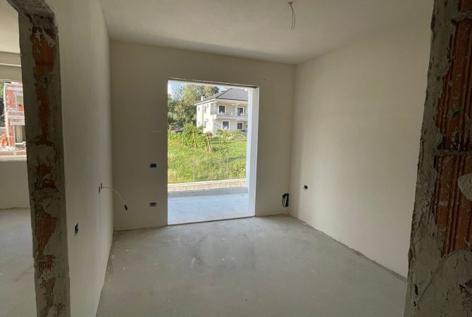 Shtepi ne shitje 2+1 ne Tirane - 113,568 Euro