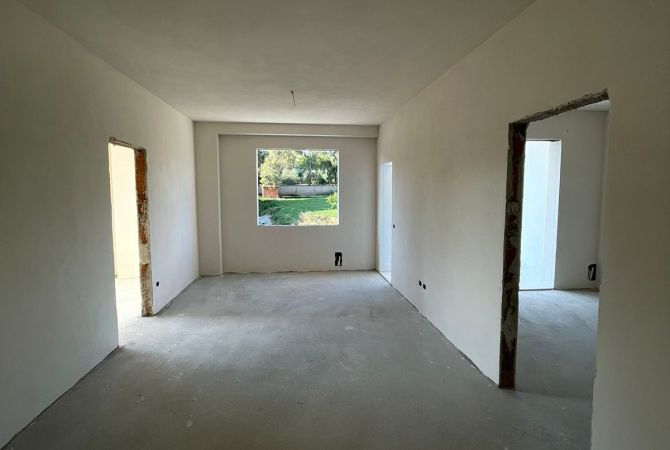 Shtepi ne shitje 2+1 ne Tirane - 113,568 Euro