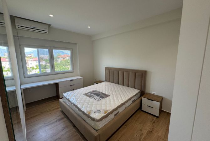 Shtepi me qera Shtepi Private ne Tirane, 2+1, Mobilimi E mobiluar, Pagesa 500  Euro.