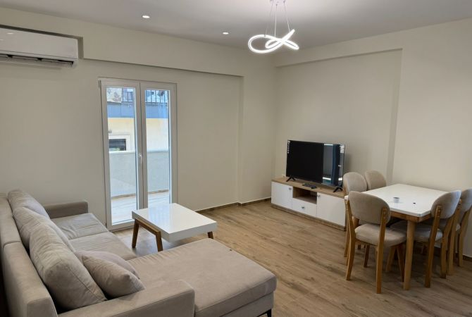 Shtepi me qera 2+1 ne Tirane - 500 Euro