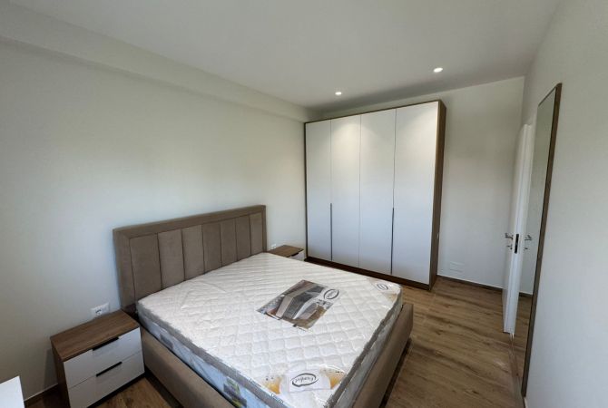 Shtepi me qera Shtepi Private ne Tirane, 2+1, Mobilimi E mobiluar, Pagesa 500  Euro.