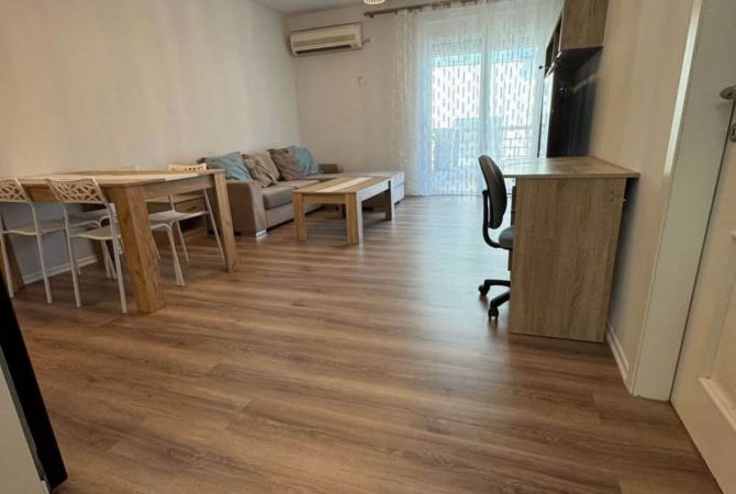 Shtepi me qera 2+1 ne Tirane - 850 Euro