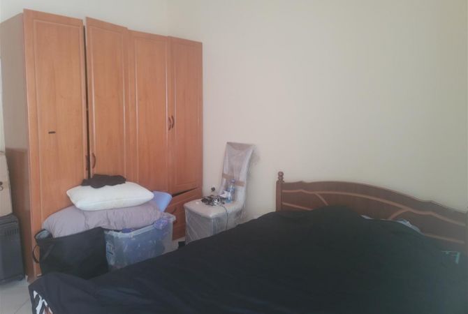 Shtepi ne shitje Apartament ne Tirane, 2+1, Mobilimi Bosh, pa mobiluar, Pagesa 145,000  Euro.