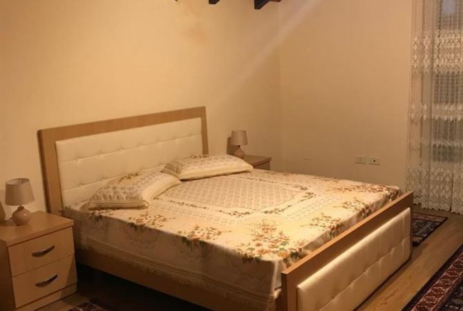 Shtepi me qera 3+1 ne Tirane - 550 Euro