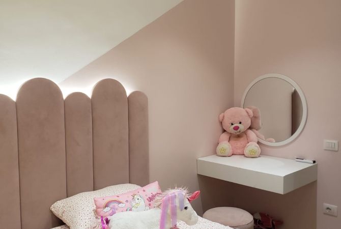 Shtepi ne shitje Apartament ne Tirane, 2+1, Mobilimi E mobiluar, Pagesa 250,000  Euro.